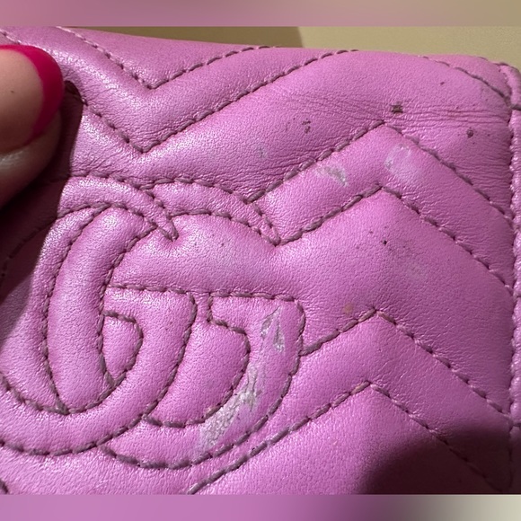 Gucci Pink Chevron Marmont Wallet - Picture 3 of 11